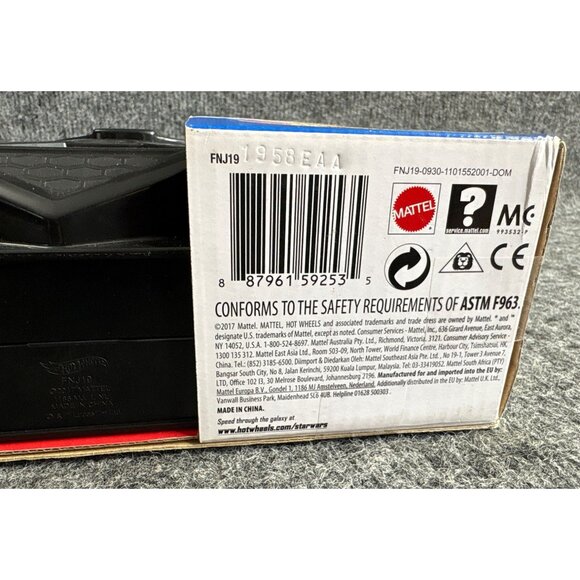 Star Wars Hot Wheels Battle Rollers Darth Vader Play Case - Picture 5 of 7